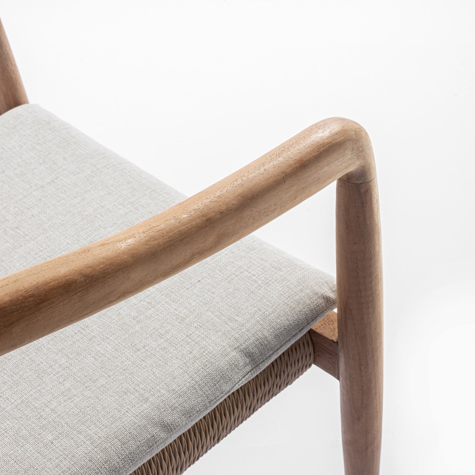 SETH ARM CHAIR Thumbnail